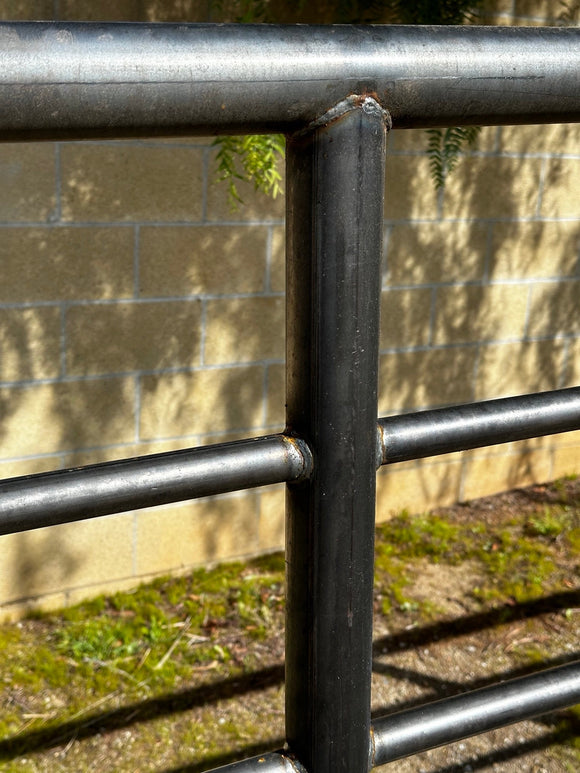 20ft Cattle Livestock Panels 2-3/8" 14 Gauge - Freestanding with Detachable Feet